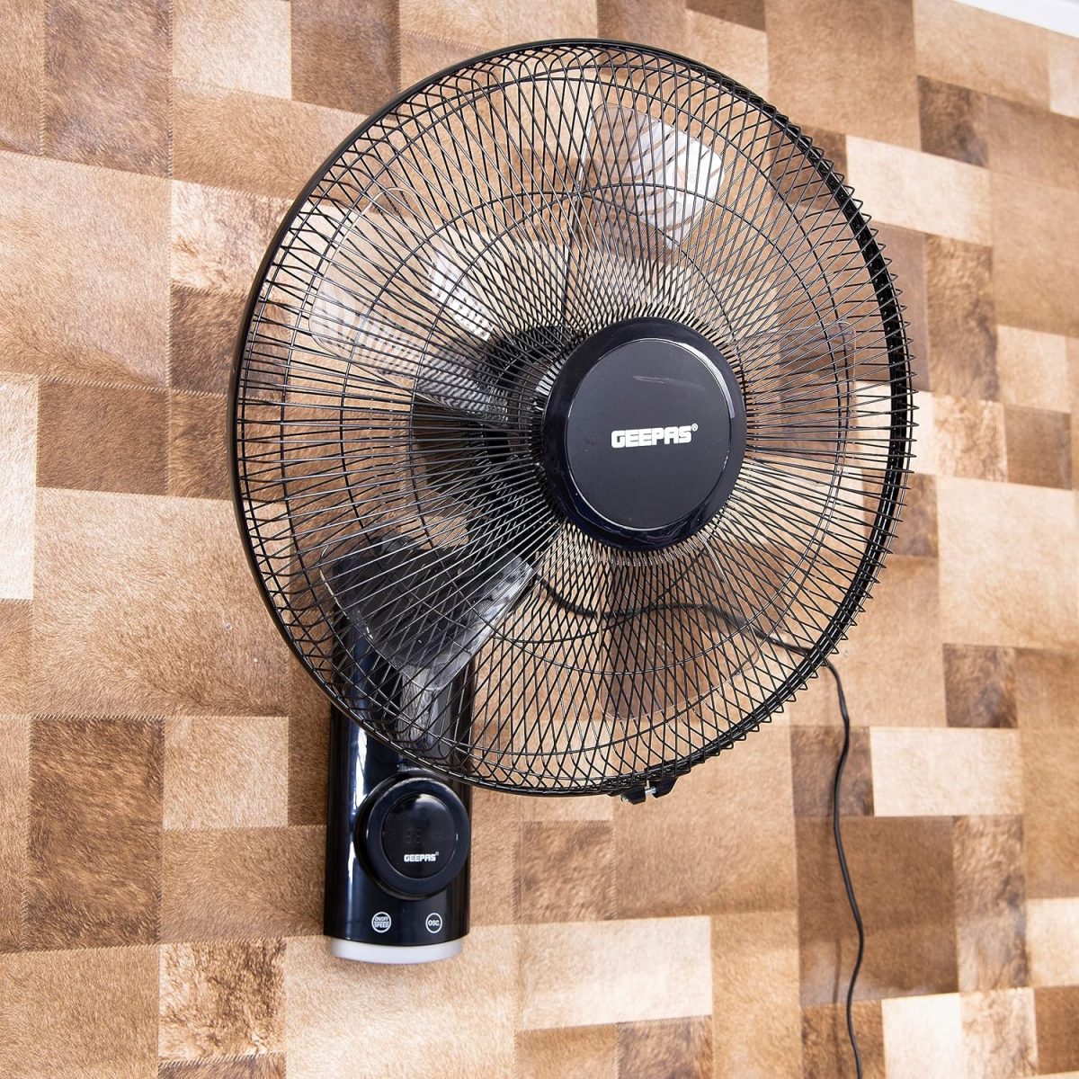 ⁦Geepas 16 Inch Wall Fan, Black, Gf9479N⁩ - الصورة ⁦5⁩