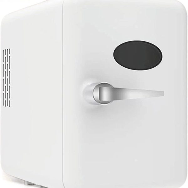 ثلاجة صغيرة محمولة من كيو بي ان زد ايه اكس سي بسعة 4 لتر متعددة الوظائف للمنزل ومستحضرات التجميل والوجه