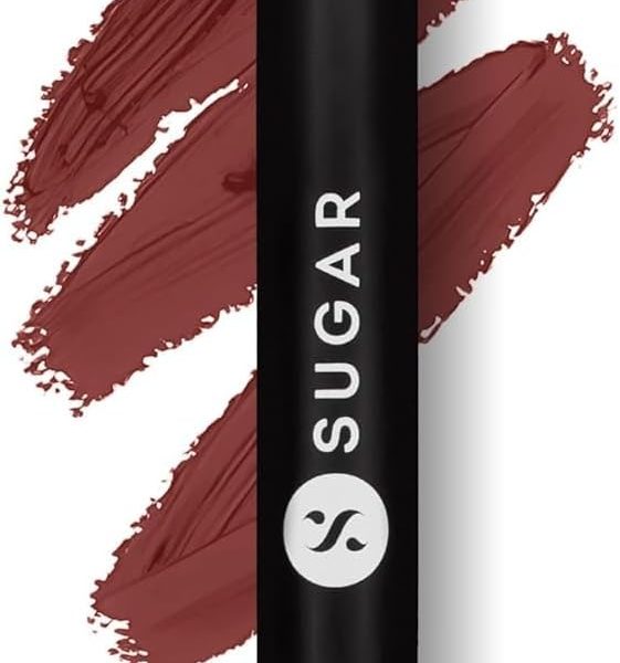 احمر شفاه مات از هيل كرايون للنساء من كوزماتيكس | يدوم حتى 8 ساعات فما فوق | قلم شفاه مع مبراة | 2.8 غرام - 17 براندي هارينغتون