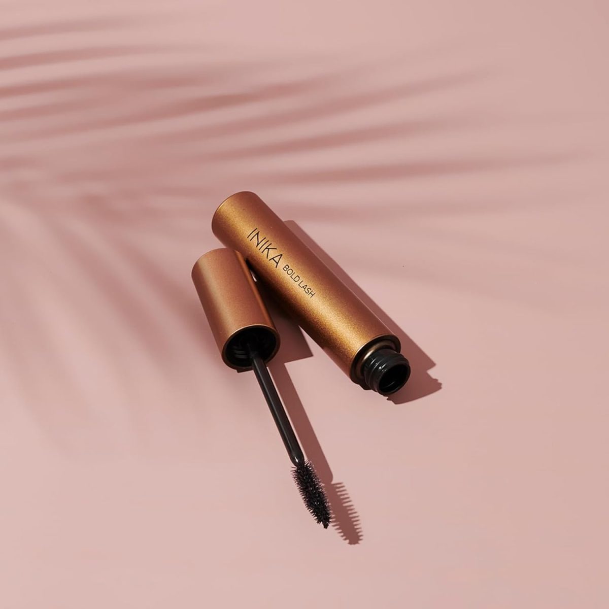 ⁦INIKA - Organic Bold Lash Mascara | Vegan, Non-Toxic Beauty (0.41 fl oz | 12 mL)⁩ - الصورة ⁦5⁩