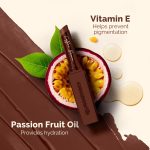 ⁦ماما ايرث احمر شفاه لوكس مات يدوم طويلا مع زيت باشن فروت وفيتامين E - 2 غرام | بني كوفي يدوم لمدة 16 ساعة | لون عالي التاثير | معتمد من صنع امن⁩ - الصورة ⁦4⁩