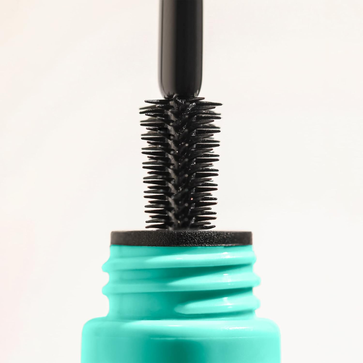 61T3qSY0yGL._AC_SL1500_.jpg ميلاني ماسكارا تمديد الرموش عالية الجودة لزيادة الطول والرفع - اسود - عبوة من قطعتين - الصورة 4