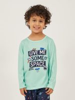 ⁦Styli Boys Printed Long Sleeve T-Shirt And Jogger Pyjama Set⁩ - الصورة ⁦3⁩