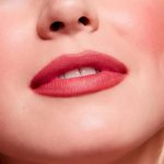 ⁦ماك - احمر شفاه مات - جيت ذا هينت⁩ - الصورة ⁦4⁩