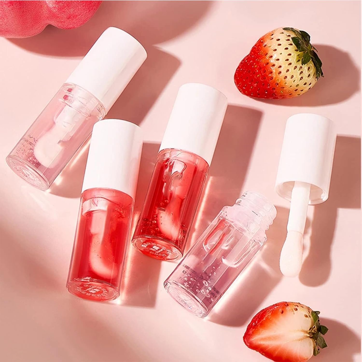 715gctyexL._AC_SL1500_.jpg ملمع شفاه بنكهة الفواكه، زيت مرطب يدوم طويلا في الفراولة والخوخ، مرطب شفاه مغذي للحصول على لمسة نهائية ناعمة ولامعة، قطعتين - الصورة 4