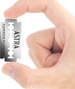 ⁦10 Astra Superior Platinum Double Edge Razor Blades For Professional Barbers And Traditional Shaving Enthusiasts⁩ - الصورة ⁦8⁩