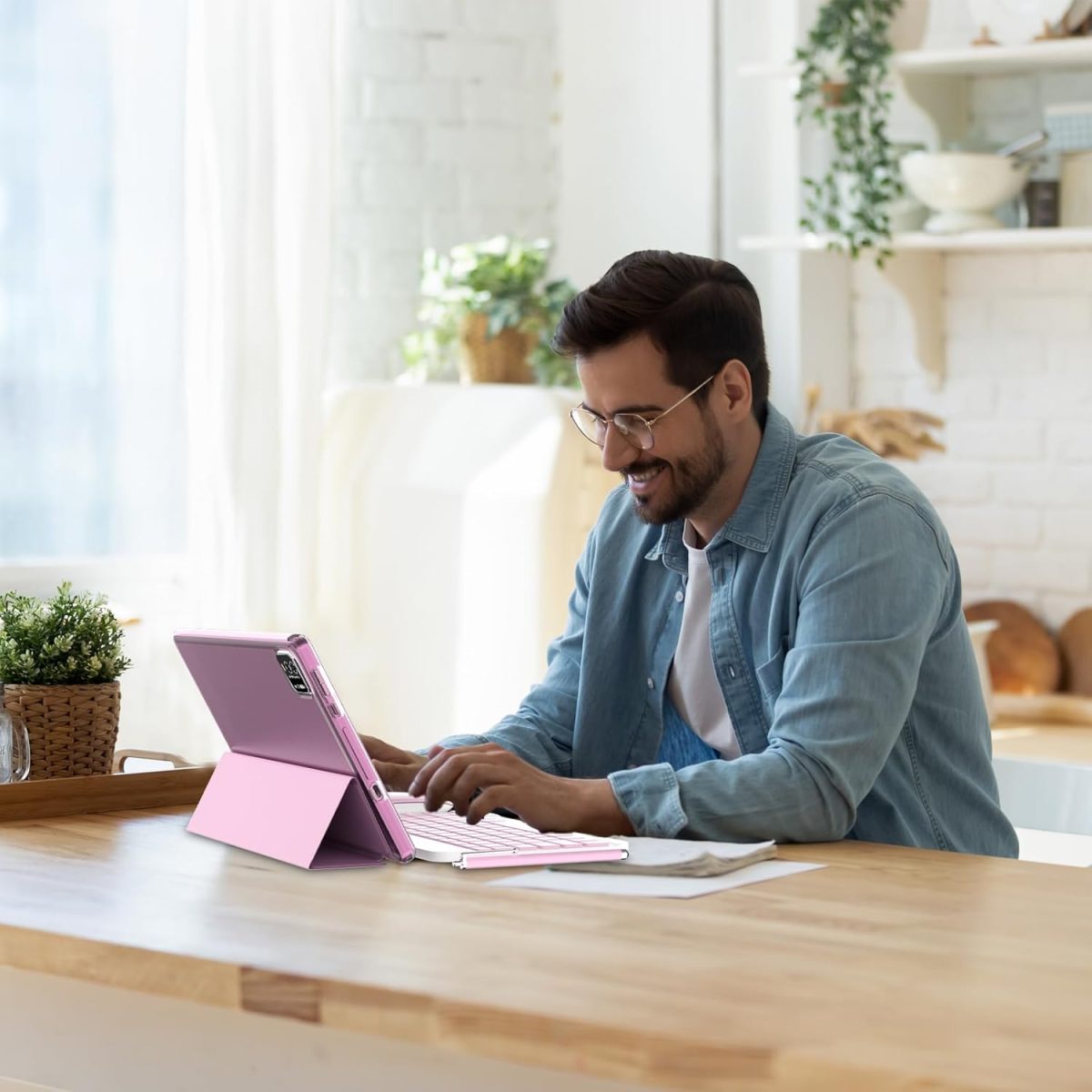 ⁦Android 15 Tablet,10 inch Tablets, 18GB RAM+128GB ROM/2TB Expandable, 2 in 1 Tablets with Keyboard Case, 1280x800 IPS Display Screen, 5G Wi-Fi6, Dual Camera, 6000mAh Battery BT5 Widevine L1 (Pink)⁩ - الصورة ⁦7⁩