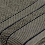 ⁦طقم قفازات حمام من القطن AA7011143 من تيندانس، أخضر كاكي وأسود، 15 × 21 سم، قطعتان⁩ - الصورة ⁦3⁩