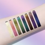 ⁦Multichrome Gel Eyeliner Pencil, Glitter Metallic Intense Color Shifting Colorful Eye Liner Eyeshadow Makeup, Long Lasting, Smudge proof, Waterproof, Pink Shifting Gel Liner⁩ - الصورة ⁦3⁩