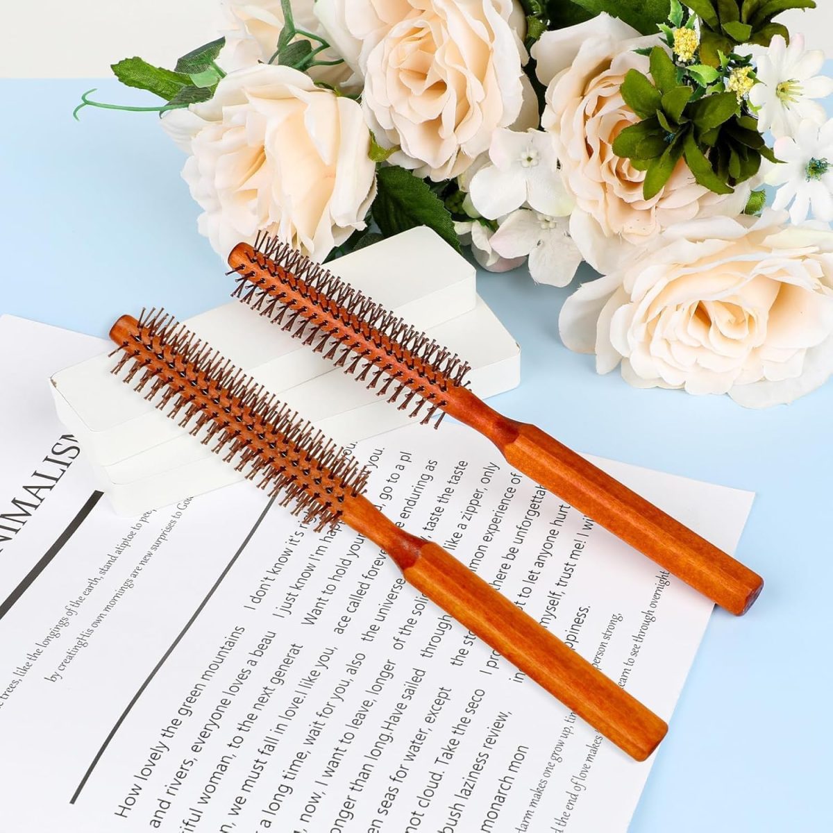 ⁦Aputue Quiff Roller Brush, 2 Pack Small Round Brush with 8 Rows Nylon Bristles, Detachable Handle Hair Roller Brush for Blow Drying, Styling Bangs and Creating Volume Curls for Women and Men⁩ - الصورة ⁦2⁩