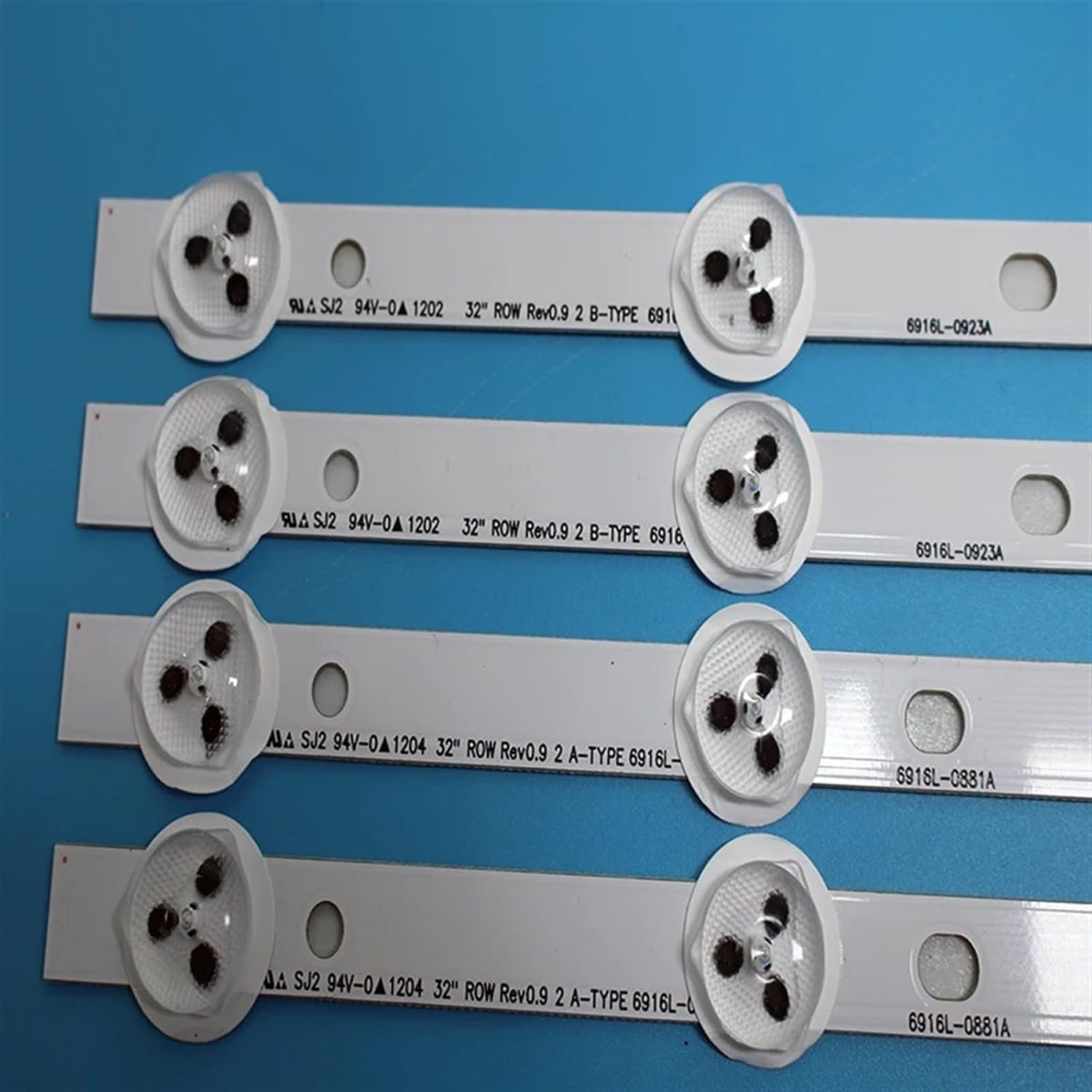 ⁦LED Backlight Strip 6916L-1030A 6916L-1031A 6916L-0923A 6916L-0881A For LED32A2000V LC320DXN⁩ - الصورة ⁦4⁩