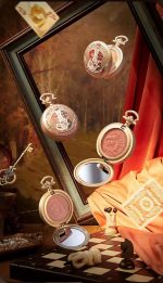 ⁦Cute Rumor Wonderland Tea Party Series Pocket Watch Powder Blush (R03 Cocoa Chanson)⁩ - الصورة ⁦4⁩