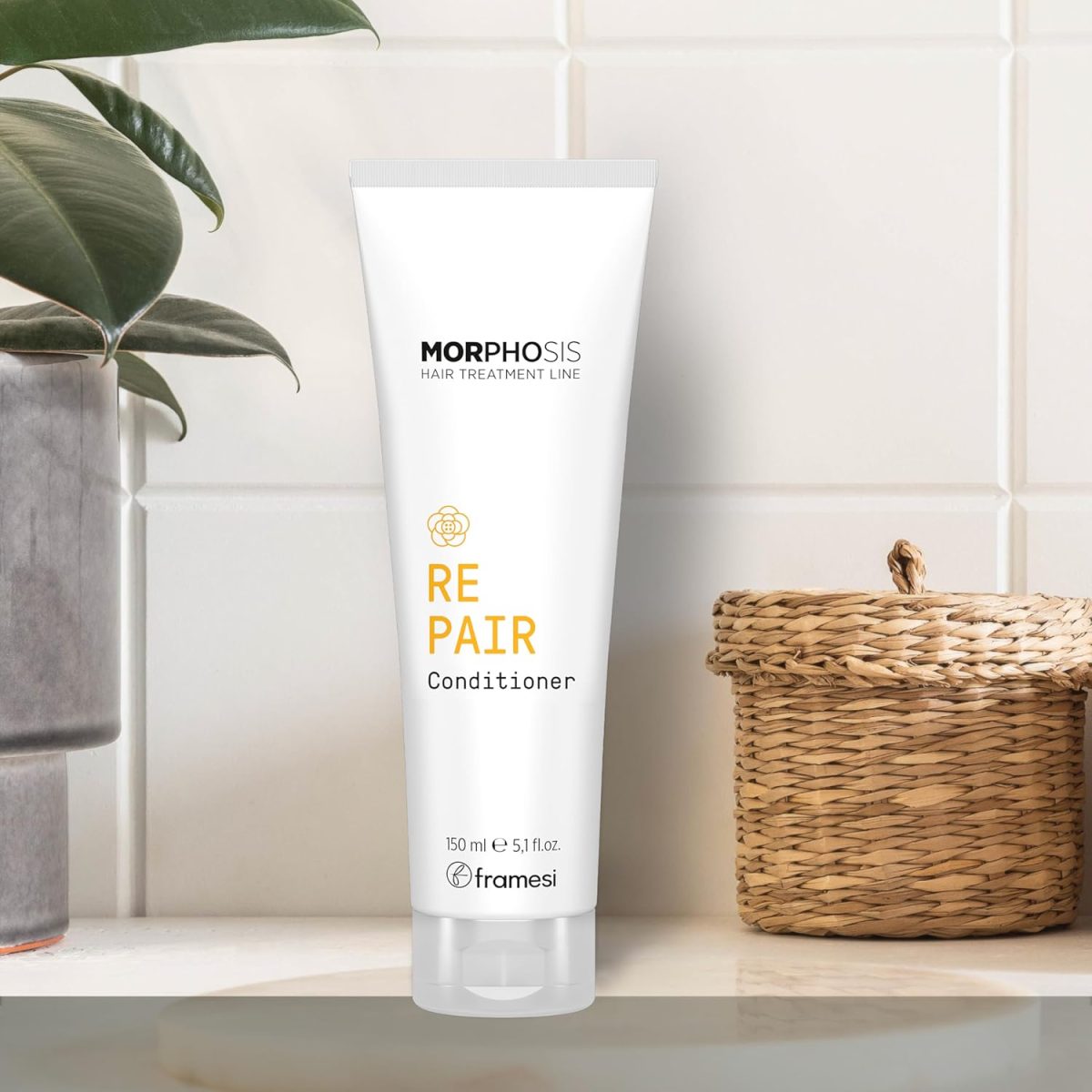 ⁦FRAMESI Morphosis Repair Conditioner 8.4 fl oz⁩ - الصورة ⁦3⁩