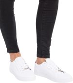 ⁦Tommy Hilfiger Essential womens Runner Sneaker⁩ - الصورة ⁦3⁩