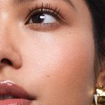 ⁦Saie Mascara 101 - Buildable Formula for Lengthening + Volumizing Lashes - Strengthening Mascara - Black (0.31 oz)⁩ - الصورة ⁦3⁩