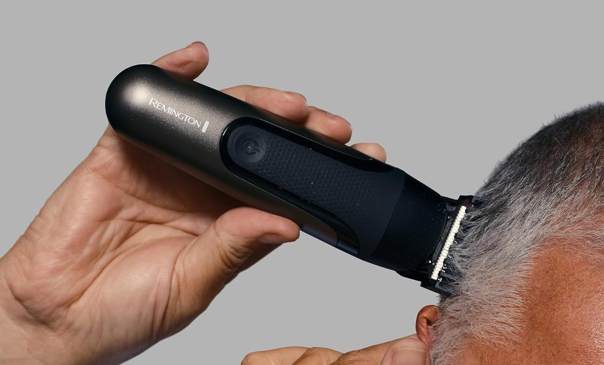 ⁦Remington Multi-Hair Trimmer & Beard Trimmer Men's ONE [Includes 10 Attachment Heads/Combs] Hair Trimmer, Beard Trimmer, Twill/Nose & Ear Trimmer (Waterproof, Lithium) Multi-Groomer PG760⁩ - الصورة ⁦7⁩