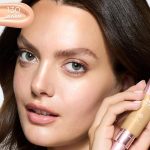 ⁦L'Oreal Paris Lumi Le Glow Skin Tint, Lightweight Water-Based Tinted Serum with Foundation-Like Coverage, Glow Illuminator, Warm 130, 0.85 Fl Oz⁩ - الصورة ⁦4⁩