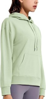 سويت شيرت حريمي من TOEE للخريف والشتاء جديد بأكمام طويلة ودافئ للجري سترة رياضية في الهواء الطلق سترة رياضية رياضية مريحة سترة بقلنسوة (اللون: أخضر، المقاس: متوسط)