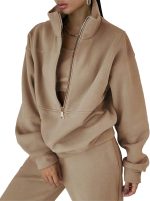 طقم رياضي عصري للنساء من ايسكتند مكون من قطعتين مكون من قطعتين مكون من سروال وسويت شيرت للسفر