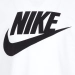 ⁦Nike Unisex Kids NKB FUTURA EVERGREEN T-Shirt⁩ - الصورة ⁦5⁩