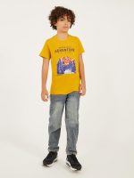 ⁦Styli Boys Graphic Print Round Neck T-Shirt⁩ - الصورة ⁦4⁩