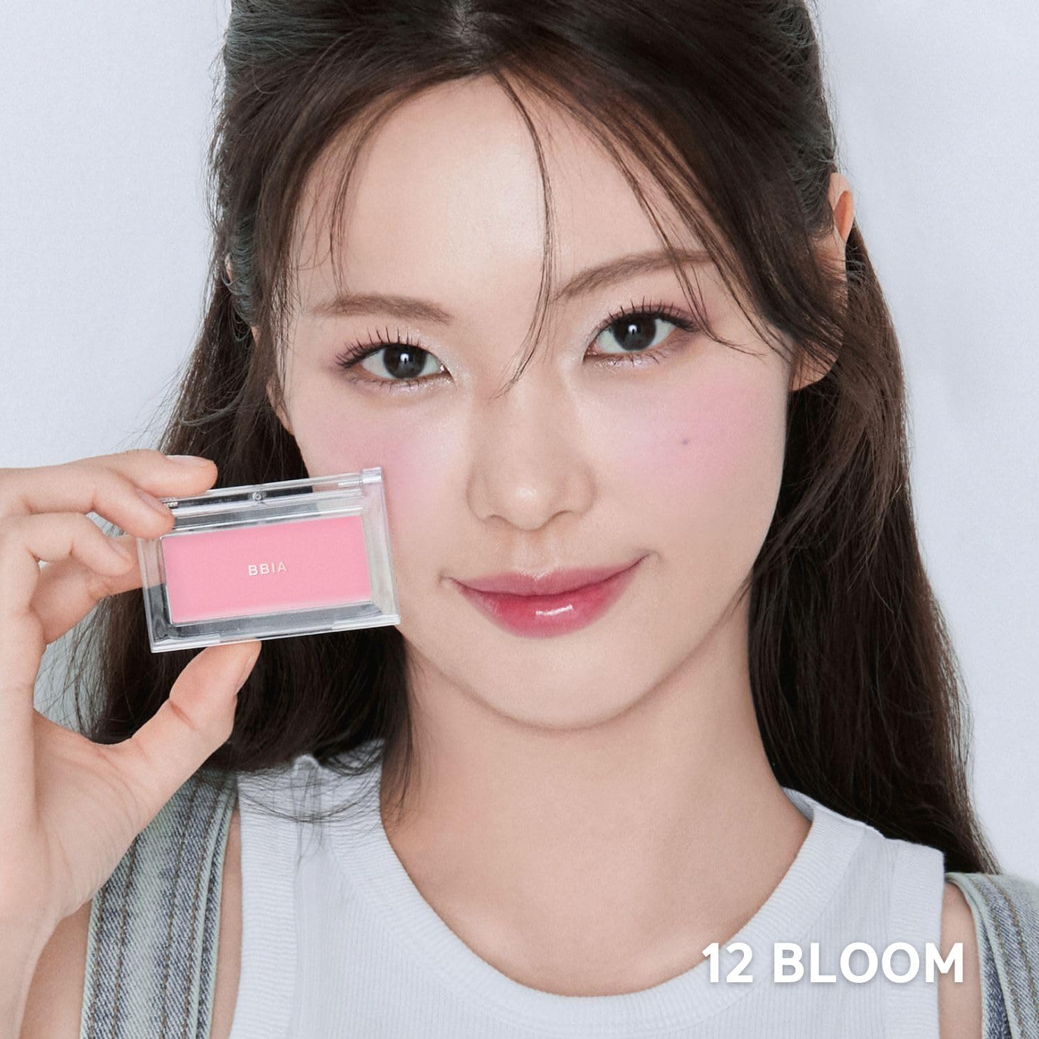 71K63QuTMbL._AC_SL1500_.jpg بي بي اي اي بلشر كريمي داوني للخدود من ريدي تو وير، 8 الوان - بلشر كريمي قابل للمزج والبناء بملمس ندي ولمسة نهائية غير لامعة، مكياج وجه طبيعي خفيف الوزن يدوم طويلا (09 داوني تارو، 3.5 غرام) - الصورة 8